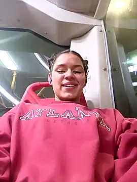 Snapshot of Danni_shy chatting on 02.25.25 Danni shy online show from 02.25.25