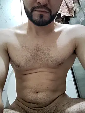 Snapshot of Eduardobi97 chatting on 12.28.24 Eduardobi97 online show from 12.28.24