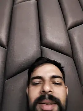 Snapshot of itsmedhawan chatting on 10.12.25 itsmedhawan online show from 10.12.25