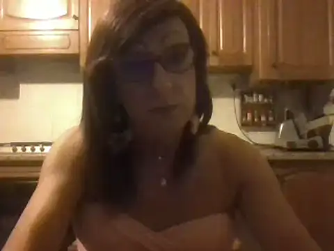 Snapshot of Tiabet chatting on 09.09.25 Tiabet online show from 09.09.25