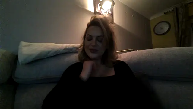 Gigi-Honey online show from 10.17.25