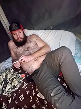 StruggleSnuggles online show from 02.25.25