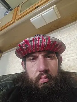 StruggleSnuggles online show from 11.02.25