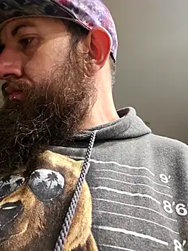 StruggleSnuggles online show from 11.29.25