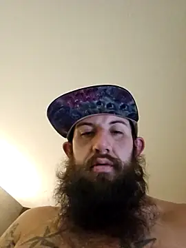 StruggleSnuggles online show from 12.18.25