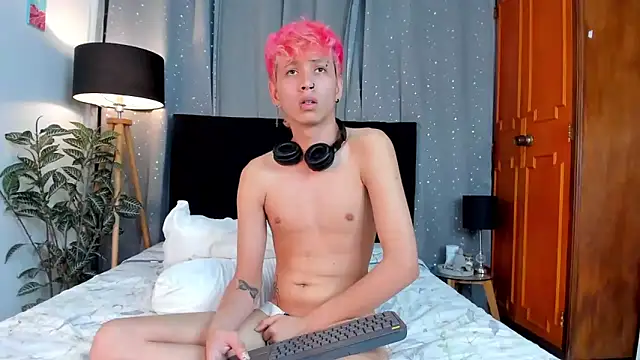 Snapshot of Brian-Ausslos chatting on 03.17.25 Brian-Ausslos online show from 03.17.25