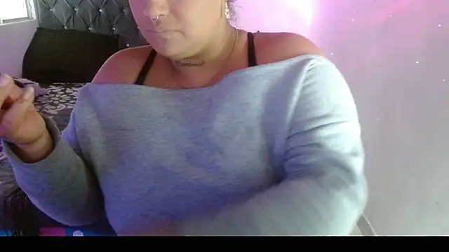 Snapshot of brittanysexhot chatting on 03.09.26 brittanysexhot online show from 03.09.26