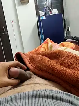 Snapshot of indian_lover3 chatting on 01.01.25 indian lover3 online show from 01.01.25