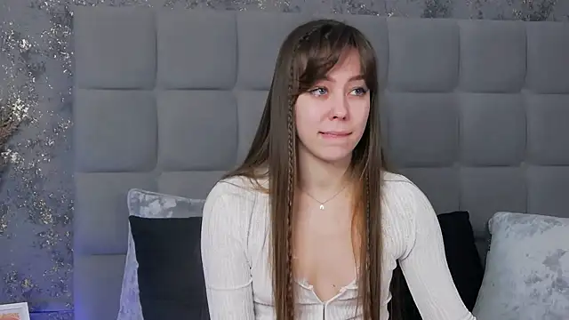 Snapshot of TheEmma chatting on 02.28.25 TheEmma online show from 02.28.25