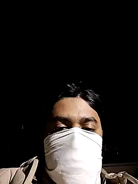 Snapshot of Whitehouse01 chatting on 12.30.24 Whitehouse01 online show from 12.30.24