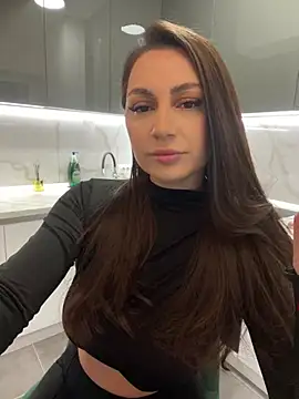 Snapshot of claraxjoyy chatting on 02.18.25 claraxjoyy online show from 02.18.25