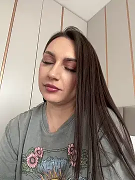 Snapshot of claraxjoyy chatting on 03.13.25 claraxjoyy online show from 03.13.25