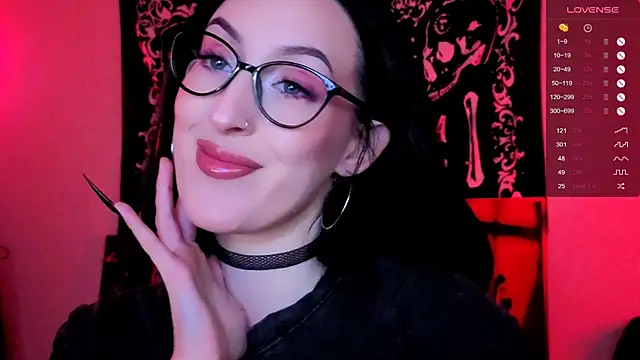 Miss Alice   online show from 10.19.25