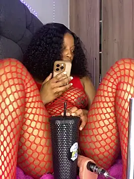 Thando04 online show from 10.06.25