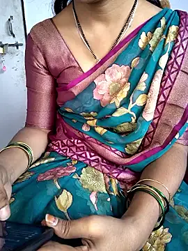 lovelygirl4567 online show from 01.12.26