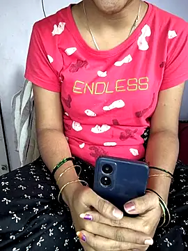 lovelygirl4567 online show from 02.01.26