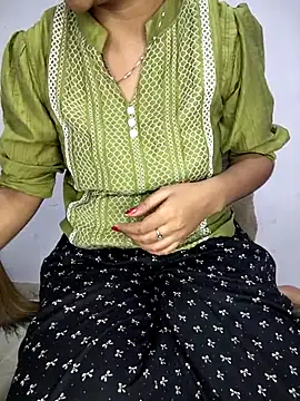 lovelygirl4567 online show from 04.26.26