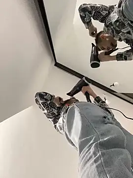 Snapshot of Demonpull69 chatting on 03.12.25 Demonpull69 online show from 03.12.25