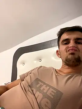 Snapshot of Demonpull69 chatting on 09.17.25 Demonpull69 online show from 09.17.25