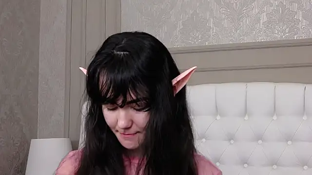 Little  Iris online show from 03.09.25