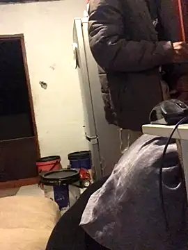 Snapshot of MKbesxxx chatting on 10.20.25 MKbesxxx online show from 10.20.25