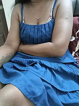 Snapshot of Tamil_Vishalini chatting on 06.26.26 Tamil Vishalini online show from 06.26.26