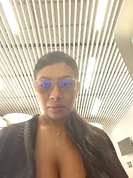 Snapshot of PaulaOrtiz_1 chatting on 02.08.26 PaulaOrtiz 1 online show from 02.08.26