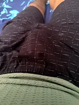 Snapshot of rashnak chatting on 02.15.25 rashnak online show from 02.15.25