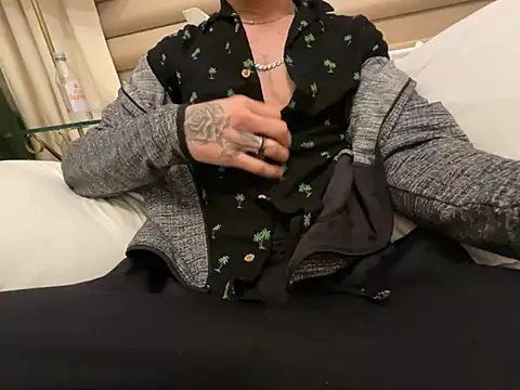 Snapshot of Trystan_Spellman chatting on 03.10.26 Trystan Spellman online show from 03.10.26