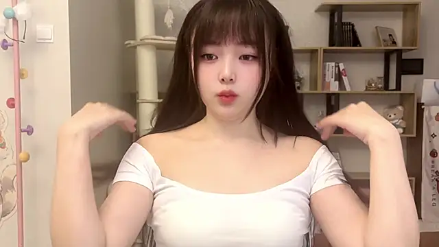 Chenjing0 online show from 10.14.25