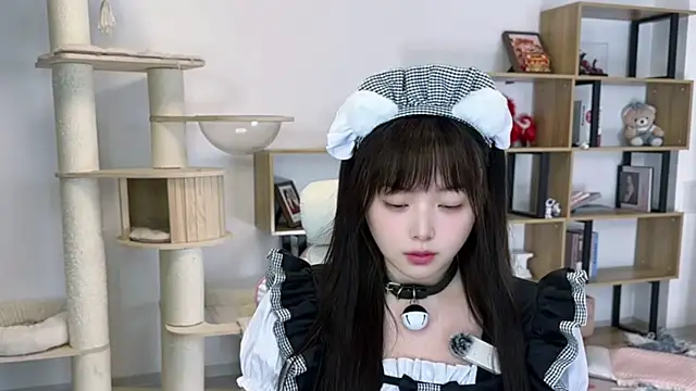 Chenjing0 online show from 04.30.26