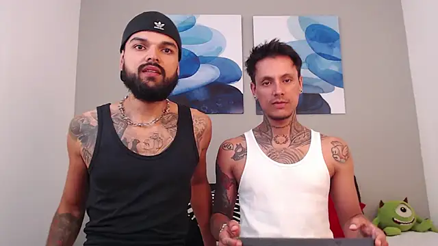 Snapshot of Emilio_Wolf chatting on 01.13.25 Emilio Wolf online show from 01.13.25