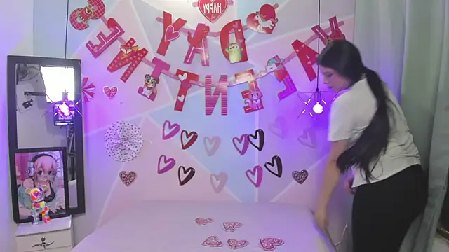 Snapshot of katy_handerson chatting on 02.14.25 katy handerson online show from 02.14.25