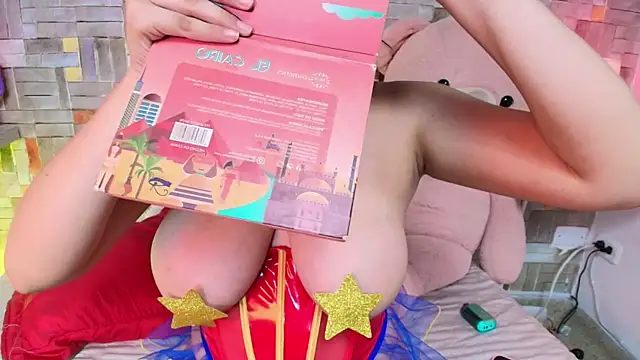 Snapshot of katy_handerson chatting on 10.31.25 katy handerson online show from 10.31.25