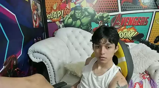 Snapshot of jisuscat chatting on 01.07.25 jisuscat online show from 01.07.25