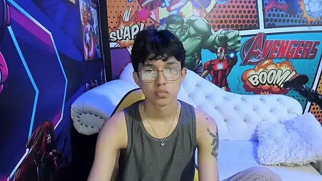 Snapshot of jisuscat chatting on 01.26.25 jisuscat online show from 01.26.25