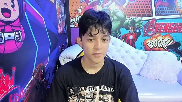 Snapshot of jisuscat chatting on 02.24.25 jisuscat online show from 02.24.25