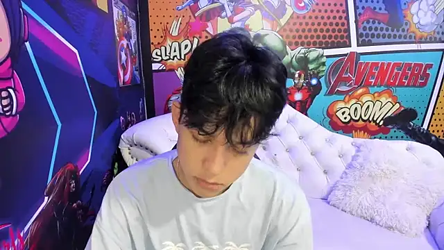 Snapshot of jisuscat chatting on 03.03.25 jisuscat online show from 03.03.25