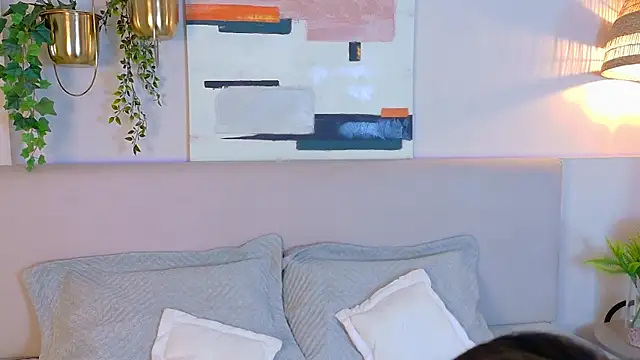 AbieHills online show from 11.11.25