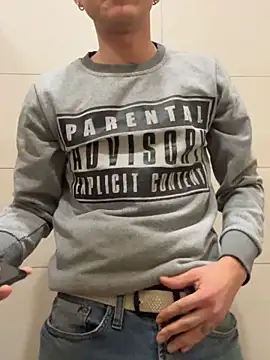 Snapshot of verici34 chatting on 12.17.25 verici34 online show from 12.17.25