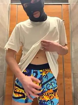 Snapshot of verici34 chatting on 02.14.26 verici34 online show from 02.14.26