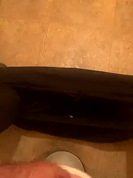 Snapshot of balint35 chatting on 09.16.25 balint35 online show from 09.16.25