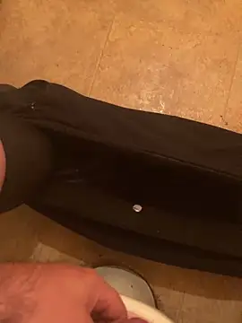 Snapshot of balint35 chatting on 09.25.25 balint35 online show from 09.25.25