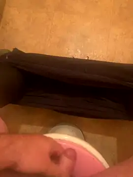 Snapshot of balint35 chatting on 10.16.25 balint35 online show from 10.16.25