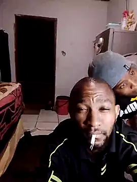 KMbesxxx online show from 11.18.25