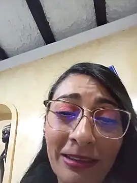 BELLA--26 online show from 02.14.25