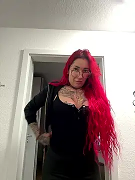 Snapshot of Mia-Fuchs chatting on 01.08.26 Mia-Fuchs online show from 01.08.26