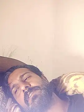 Snapshot of MAGNETICDADDY8 chatting on 01.12.26 MAGNETICDADDY8 online show from 01.12.26