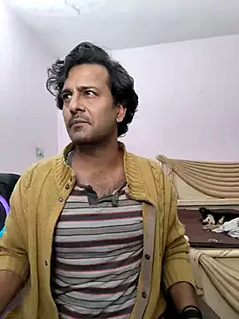 Snapshot of MAGNETICDADDY8 chatting on 03.23.26 MAGNETICDADDY8 online show from 03.23.26