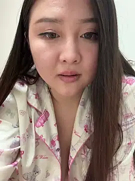 Snapshot of Mini-08 chatting on 02.14.25 Mini-08 online show from 02.14.25